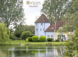 Isis Lakes 99, Milford Lodge - P