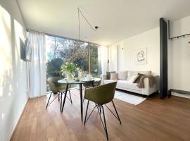 Blueberry Living - Wohlfühl-Apartment Starnberger See, Design, Sport & Natur, khách sạn gia đình ở Tutzing