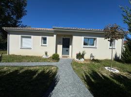 Gîte du Chapelier, three-star hotel in Gauriaguet