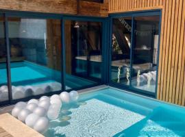 Vignerone atypique proche du canal du midi à 30 min des plages, hôtel à Capestang