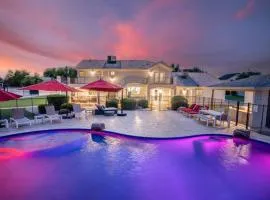 LeFairview Chateau- Pickleball Heated Pool Jacuzzi