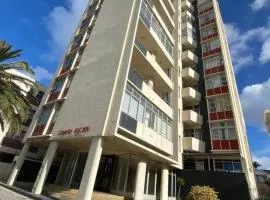 Modern rooms available close to the beach in Humewood