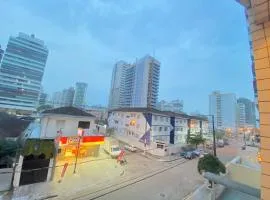 Pé na areia praia da Guilhermina III