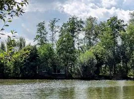 Huisje aan het water