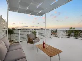 2 bd sea view sun terrace apartment 500 meters walk to the beach