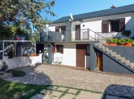 Five-Bedroom Holiday Home In Polje