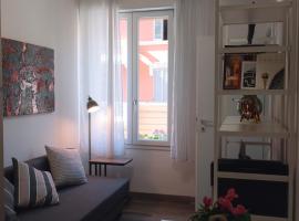 Vikos Lodge Apartment, hotel in Bologna
