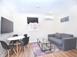 Elegant 3BDR in Heart Of Plateau 8B