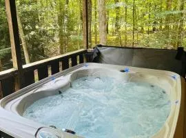 Pocono Chalet - Hot Tub - Game Room
