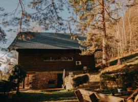 Mountain Lodge Azzy, surrounded by Ultimate Peace!, chata ve Valašských Kloboukách