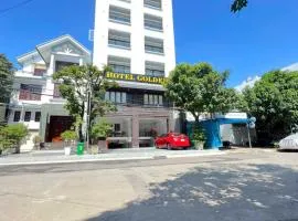 Golden Hotel