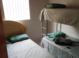 Casa simples confortável c Ar-cond p 6 Pessoas