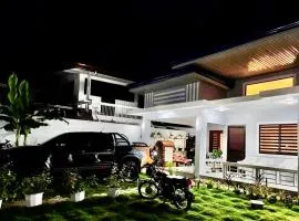 Matthew Pensione House- Modern Island Residence