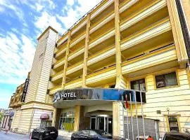 Amazon Hotel - Free Massage