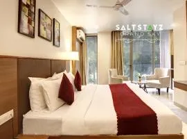 Saltstayz Select - Unitech Cyber Park