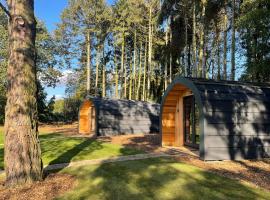 Great Hallingbury Lodges, khu cắm trại ở Great Hallingbury