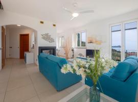 257b - Villetta Maiso - Vista Mare, Giardino e Piscina Privata a 2 minuti di auto dalle spiagge e mare - PARCHEGGIO PRIVATO INCLUSO, hotel a Lavagna