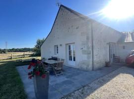 Le Chèvrefeuille, hotel a Cerelles