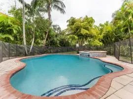 Spacious 5BR Home with Pool, Near Downtown & Beach