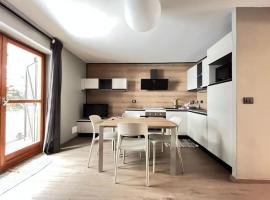 Maison De Neige - Appartamento Vacanze, hotel in Sauze dʼOulx