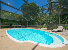 Jupiter Retreat W Private Pool, villa in Jupiter