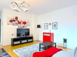 Spacious 3-bedroom with Balcony & Free Parking
