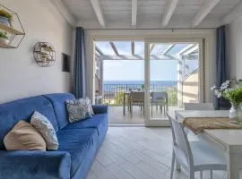 Apartment Attico Vista Isola by Interhome
