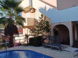 Apartmani Zulin, hôtel à Seget Vranjica