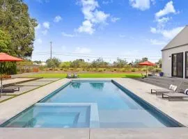 The Central Farmhouse Sonoma Pool Hot Tub Bocce