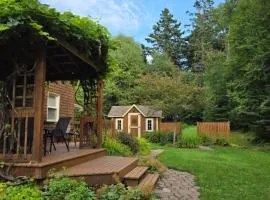 Hilltop Hideaway