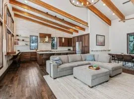 Golf Getaway Stunning Lake & Mountain Views