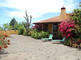 Casas Rurales Los Marantes, holiday home in Puntagorda