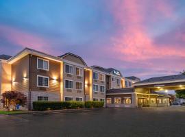 Best Western Columbia River Waterfront Hotel Astoria, hotel v destinaci Astoria
