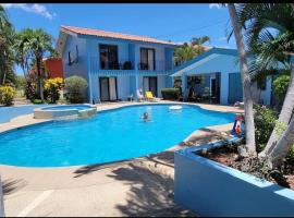 Renovated apartment in Las Palmas, hotel v destinaci Coco
