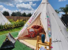 El Mirador Family Glamping INDIA AMERICANA, hotel en Estancia de Itargua