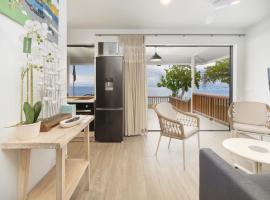 Raina Lodge - Fare Keali'i - Piscine priv&eacute;e、Haapitiのシャレー