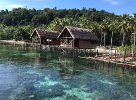 Where the Wild Things Are, Hotel in Pulau Birie