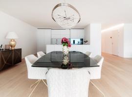 Luxury Minusio by Quokka 360 - Modern with terrace and amazing lake view: Minusio şehrinde bir otel