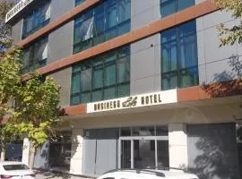 Business Life Hotel Güneşli