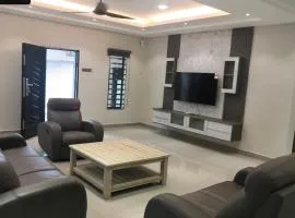 Orkid Apartment Ringlet