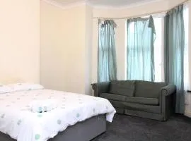 Centrally located double rooms