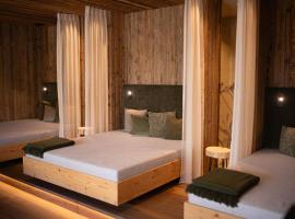 Hotel Johanneshof, hotel com banheiras de hidromassagem em Oberstaufen