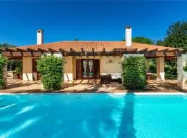 Villa Monica by BarbarHouse