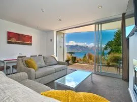 Lakeview Apartment