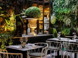 Roma Luxus Hotel, objekat sa onsen termalnom kupkom u Rimu