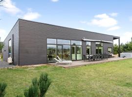 Lovely Home In V&aelig;ggerl&oslash;se With Sauna、Marielystのヴィラ