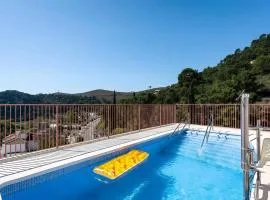 3 Bed Apartment in Benahavís