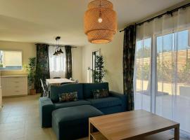 Maison neuve tout confort sur Arradon, hotel v destinaci Arradon