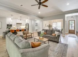 Less Than 1 Mi to Lake Catherine Home in Gated Community!