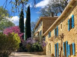 La Petite Blanchardière, gîtes avec piscine
